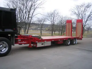 EQUIPMENT TRAILER BANNER